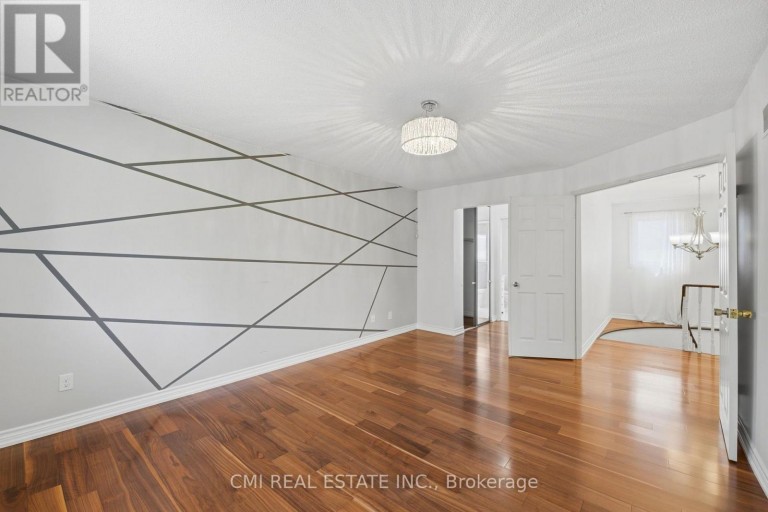 127 O'CONNOR CRESCENT, Richmond Hill (North Richvale), Ontario, L4C7R7
