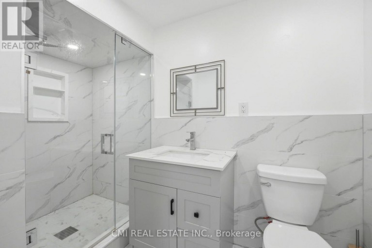 127 O'CONNOR CRESCENT, Richmond Hill (North Richvale), Ontario, L4C7R7