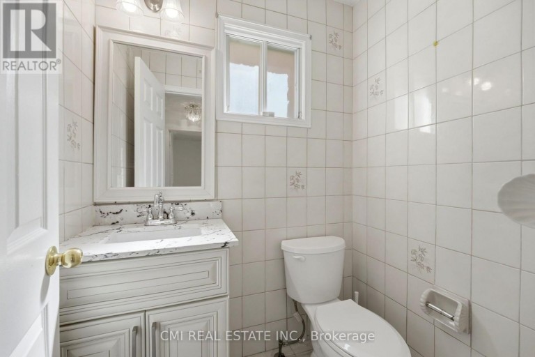 127 O'CONNOR CRESCENT, Richmond Hill (North Richvale), Ontario, L4C7R7