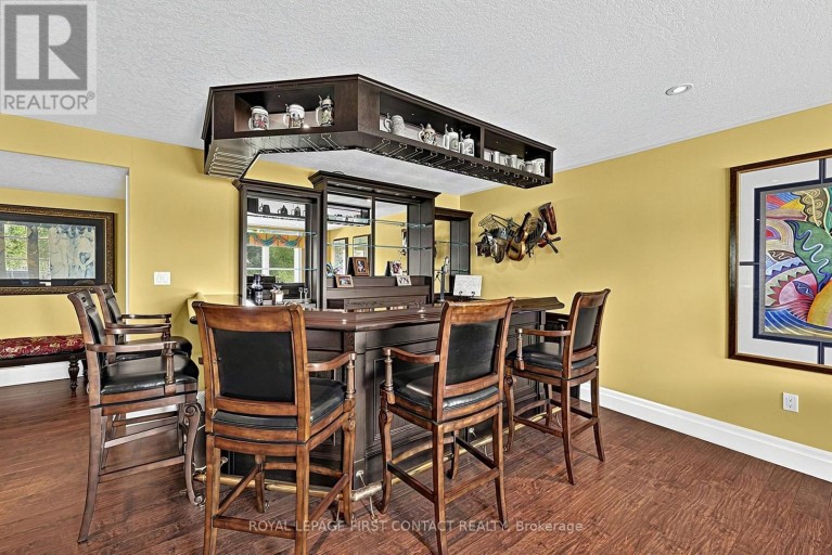 35 WENDAT TRAIL, Springwater (Midhurst), Ontario, L9X0V4