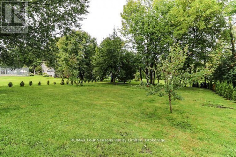 96 LORNE STREET, Meaford, Ontario, N4L1E9