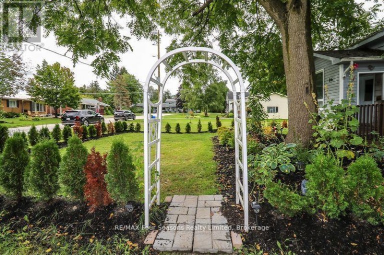 96 LORNE STREET, Meaford, Ontario, N4L1E9