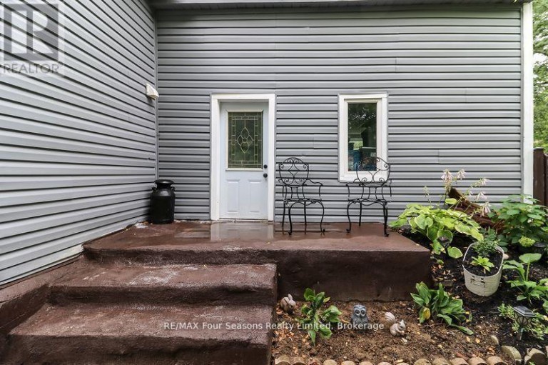 96 LORNE STREET, Meaford, Ontario, N4L1E9