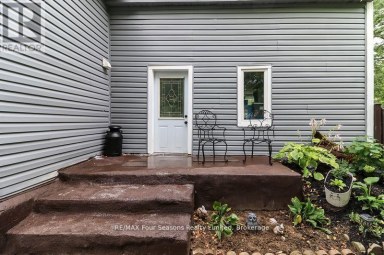 96 LORNE STREET Meaford Ontario photo 7