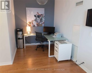 606 - 388 PRINCE OF WALES DRIVE Mississauga (City Centre) Ontario photo 8