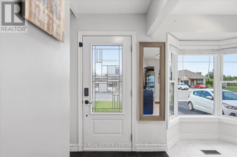 4804 JOHN STREET, Lincoln (Beamsville), Ontario, L3J0P5