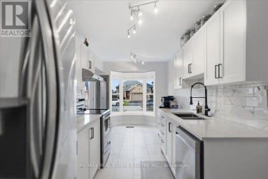 4804 JOHN STREET Lincoln (Beamsville) Ontario photo 6