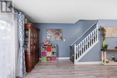 4804 JOHN STREET Lincoln (Beamsville) Ontario photo 9