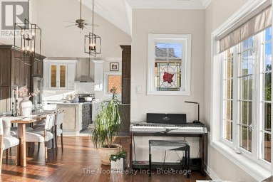 70 James Rowe Drive, Whitby (williamsburg) Ontario