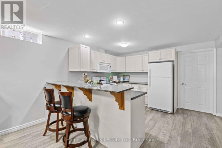 461 KING AVENUE E, Clarington (Newcastle), Ontario, L1B1H4