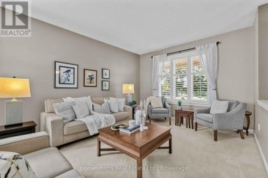 461 KING AVENUE E Clarington (Newcastle) Ontario photo 5