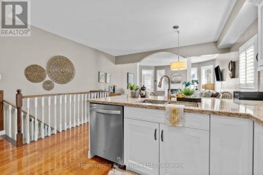 461 KING AVENUE E Clarington (Newcastle) Ontario photo 8