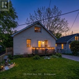 162 COLLEGE AVENUE Oshawa (Vanier) Ontario photo 1