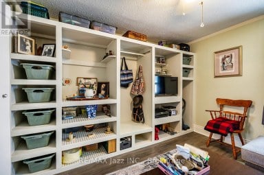 162 COLLEGE AVENUE Oshawa (Vanier) Ontario photo 12