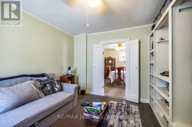 162 COLLEGE AVENUE Oshawa (Vanier) Ontario photo 13