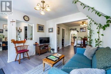 162 COLLEGE AVENUE Oshawa (Vanier) Ontario photo 4