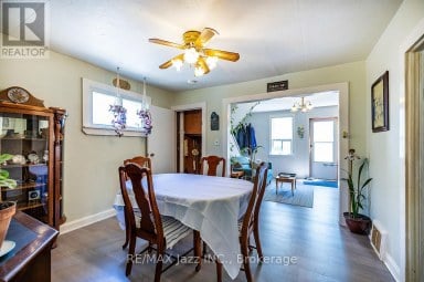 162 COLLEGE AVENUE Oshawa (Vanier) Ontario photo 8