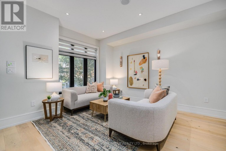 70 BELLEFAIR AVENUE, Toronto (The Beaches), Ontario, M4L3T8