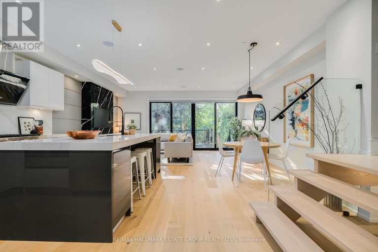 70 BELLEFAIR AVENUE, Toronto (The Beaches), Ontario, M4L3T8