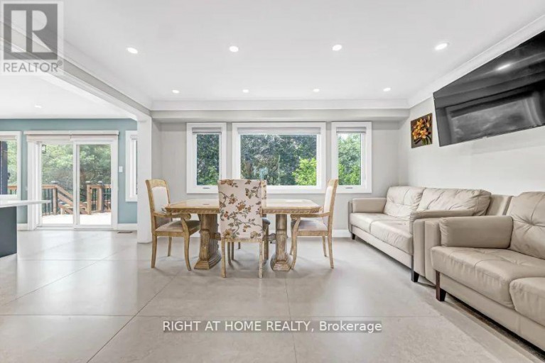 35 HARMONY HILL CRESCENT, Richmond Hill (Mill Pond), Ontario, L4C8Z2