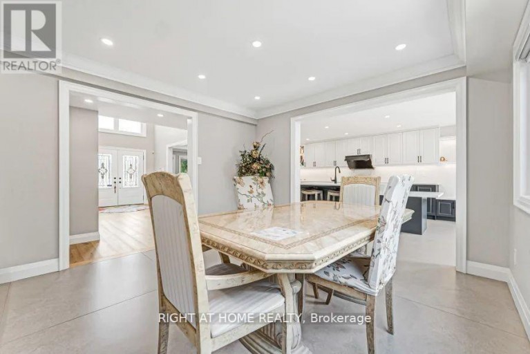 35 HARMONY HILL CRESCENT, Richmond Hill (Mill Pond), Ontario, L4C8Z2