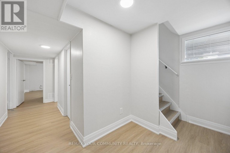 110 EVAHILL CRESCENT, Richmond Hill (Mill Pond), Ontario, L4C4S7
