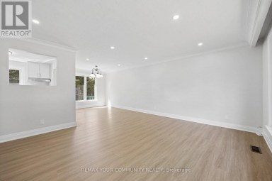 110 EVAHILL CRESCENT Richmond Hill (Mill Pond) Ontario photo 8