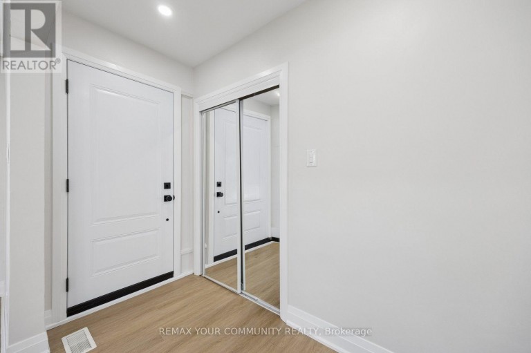 110 EVAHILL CRESCENT, Richmond Hill (Mill Pond), Ontario, L4C4S7
