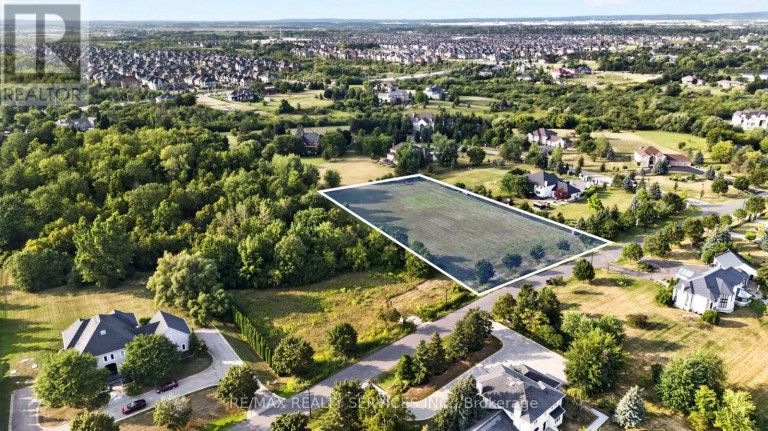 21 BELLINI AVENUE, Brampton (Toronto Gore Rural Estate), Ontario, L6T3Z8