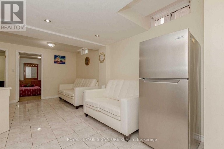 3833 PARTITION ROAD, Mississauga (Lisgar), Ontario, L5N8N2
