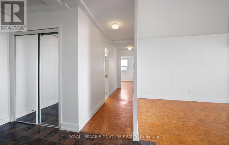 901 - 14 NEILSON DRIVE, Toronto (Markland Wood), Ontario, M9C1V6