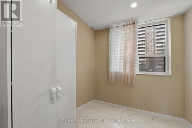308 - 3 LISA STREET, Brampton (Queen Street Corridor), Ontario, L6T4A2