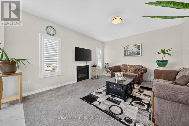 14 LAMB AVENUE, Kawartha Lakes (Lindsay), Ontario, K9V0J3