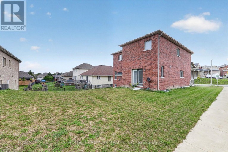 14 LAMB AVENUE, Kawartha Lakes (Lindsay), Ontario, K9V0J3