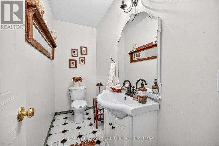 1 - 54 ARGYLE STREET S, Haldimand, Ontario, N3W1H9