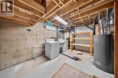 4831 48 Street NW Calgary Alberta photo 31