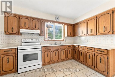 863 WEDGEWOOD COURT Peterborough (Monaghan Ward 2) Ontario photo 10