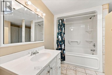 863 WEDGEWOOD COURT Peterborough (Monaghan Ward 2) Ontario photo 23