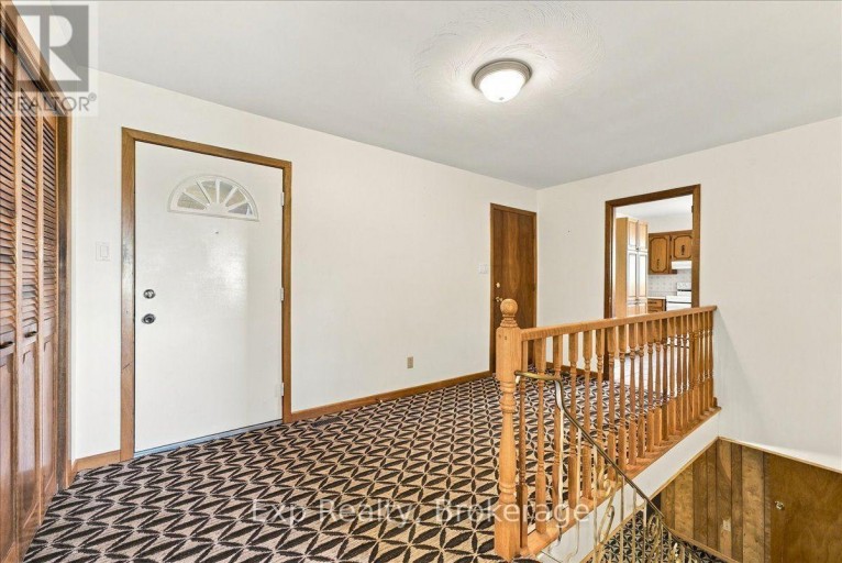 863 WEDGEWOOD COURT, Peterborough (Monaghan Ward 2), Ontario, K9J7T8