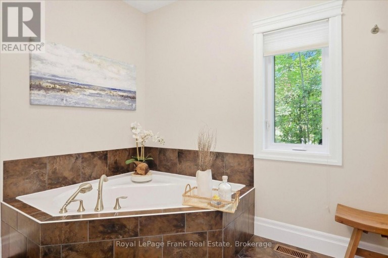 101 MITCHELL CRESCENT, Trent Lakes, Ontario, K0L1J0