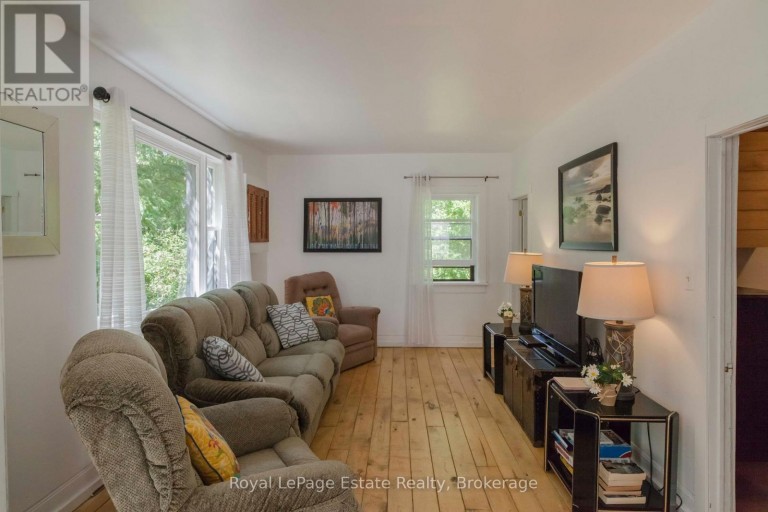 1227 2ND AVENUE S, Native Leased Lands, Ontario, N0H2G0