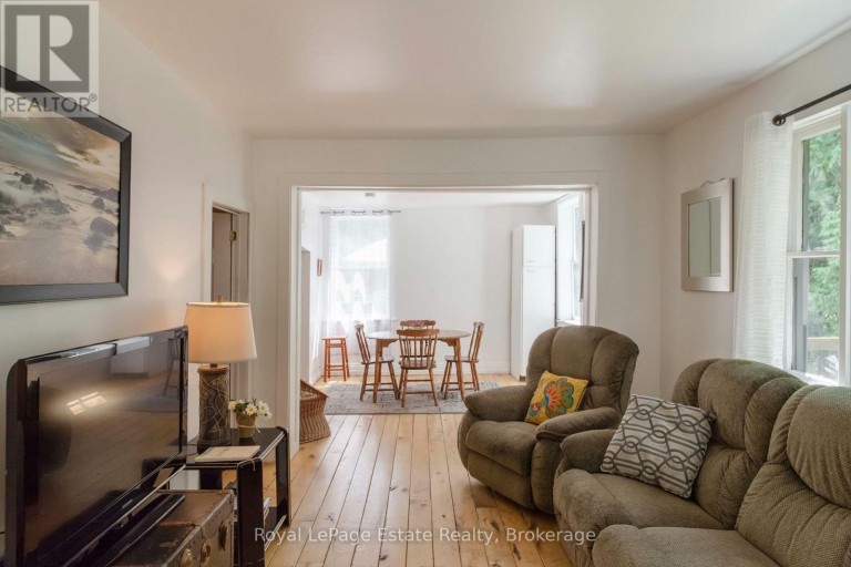 1227 2ND AVENUE S, Native Leased Lands, Ontario, N0H2G0