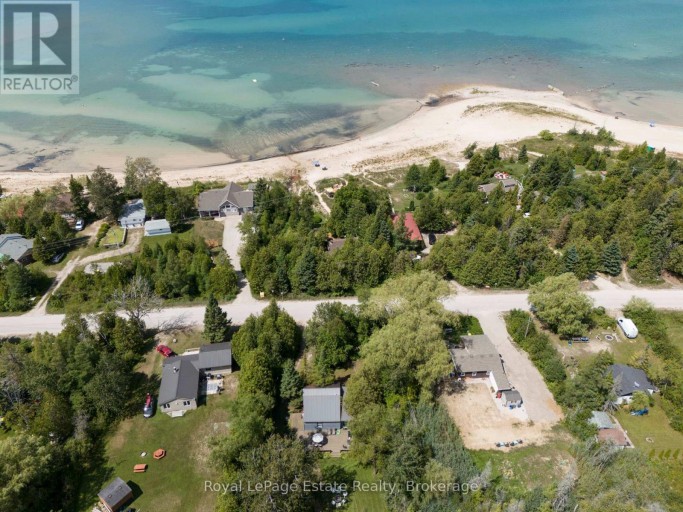 1227 2ND AVENUE S, Native Leased Lands, Ontario, N0H2G0