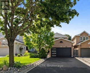 416 FLANAGAN COURT Newmarket (Summerhill Estates) Ontario photo 1