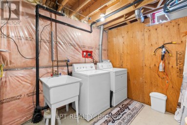 416 FLANAGAN COURT Newmarket (Summerhill Estates) Ontario photo 41