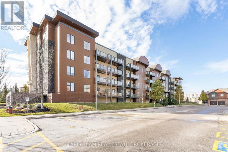 207 - 100 DEAN AVENUE, Barrie (Painswick South), Ontario, L9J0H1