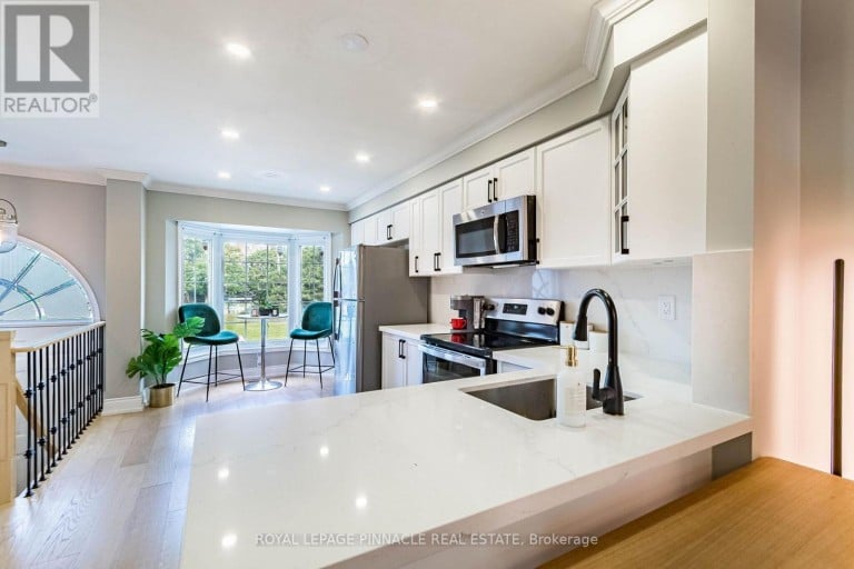 4 - 3480 UPPER MIDDLE ROAD, Burlington (Palmer), Ontario, L7M4R8