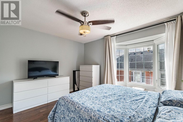 4 - 3480 UPPER MIDDLE ROAD, Burlington (Palmer), Ontario, L7M4R8