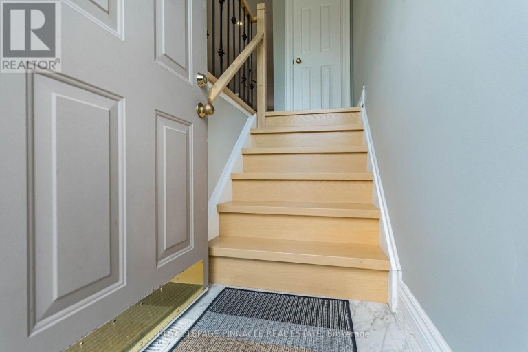 4 - 3480 UPPER MIDDLE ROAD, Burlington (Palmer), Ontario, L7M4R8