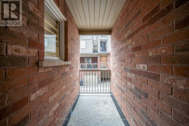 26 TED WRAY CIRCLE Toronto (Downsview-Roding-CFB) Ontario photo 16